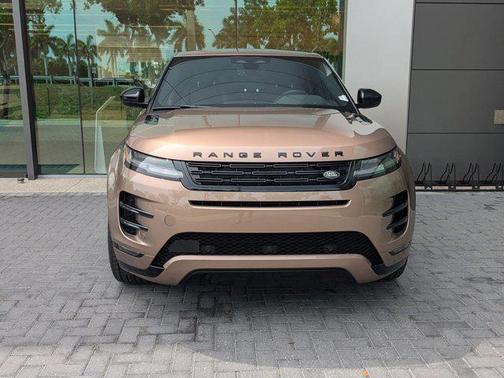 2024 Land Rover Range Rover Evoque Dynamic SE