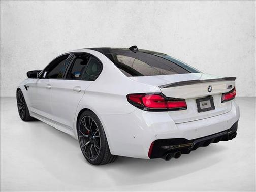 Alpine White 2022 BMW M5 Base