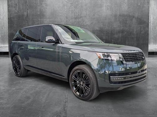 2025 Land Rover Range Rover P400 SE 7 Seat