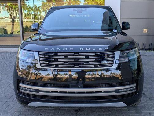 2024 Land Rover Range Rover P400 SE