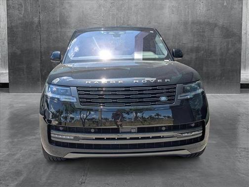 2023 Land Rover Range Rover P530 SE