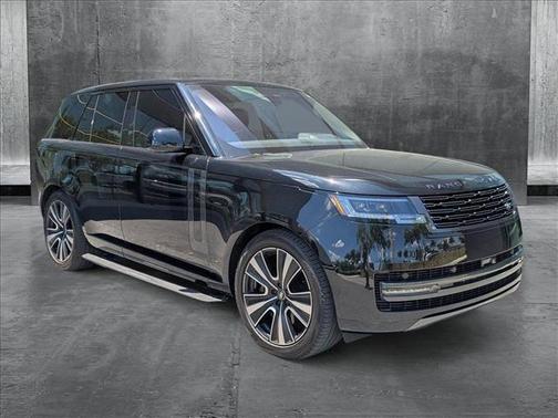 2023 Land Rover Range Rover P530 SE