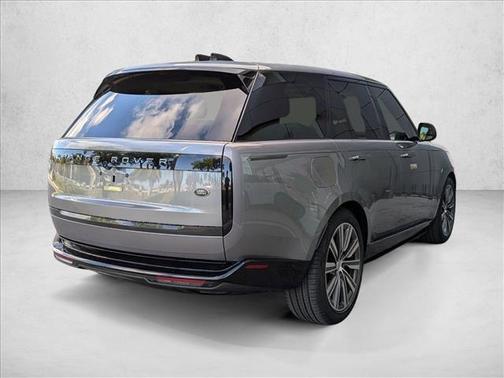 2023 Land Rover Range Rover P400 SE