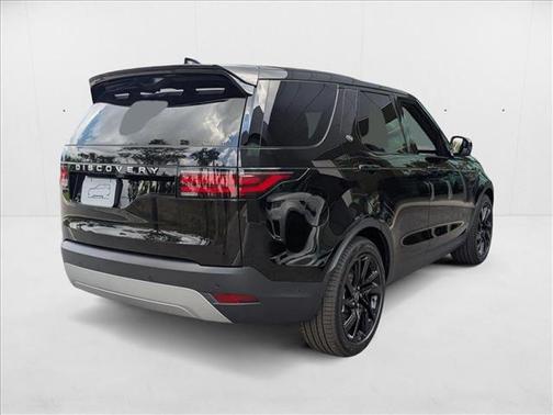 2025 Land Rover Discovery P300 S