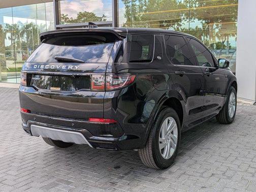 2025 Land Rover Discovery Sport S