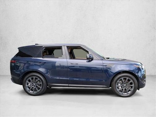 2023 Land Rover Range Rover Sport SE