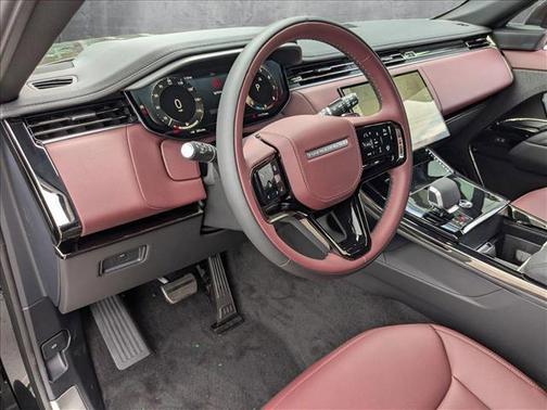 2025 Land Rover Range Rover Sport SE