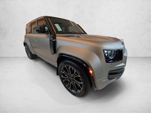 2026 Land Rover Defender P635 OCTA