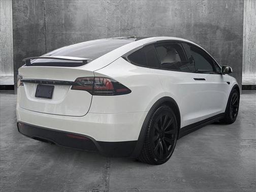 2023 Tesla Model X Standard Range