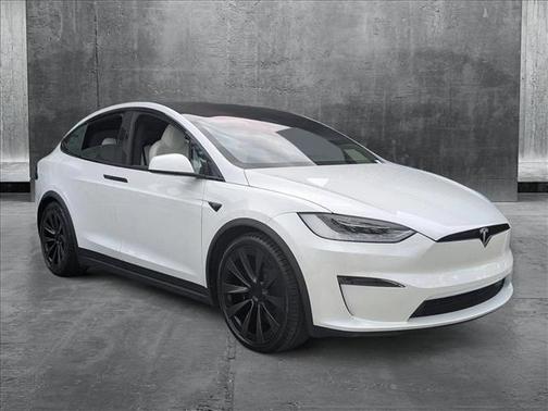 2023 Tesla Model X Standard Range