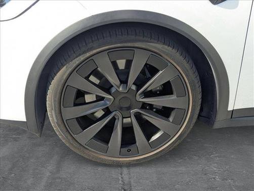 2023 Tesla Model X Standard Range