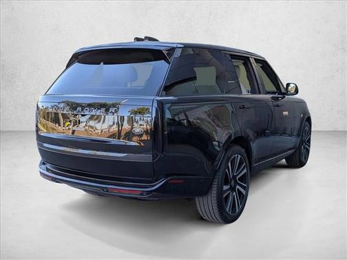 2023 Land Rover Range Rover P400 SE