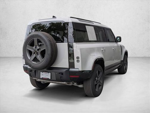 2026 Land Rover Defender P400 X-Dynamic SE