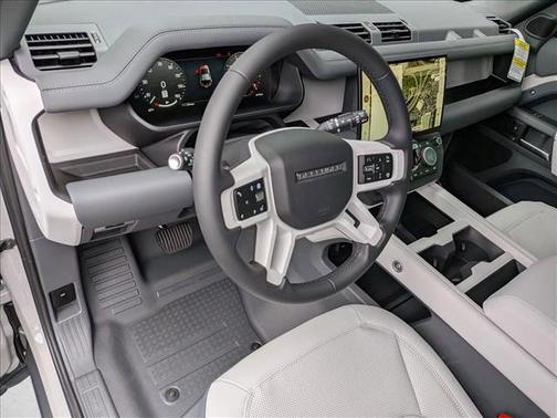 2026 Land Rover Defender P400 X-Dynamic SE