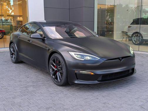2024 Tesla Model S Plaid