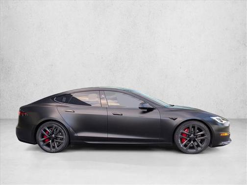 2024 Tesla Model S Plaid