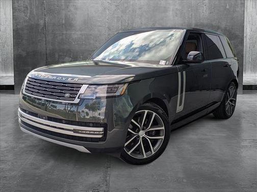 2025 Land Rover Range Rover P550e Autobiography