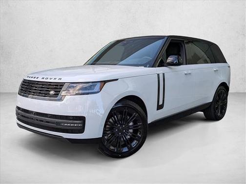 Fuji White 2026 Land Rover Range Rover P400 SE 7 Seat