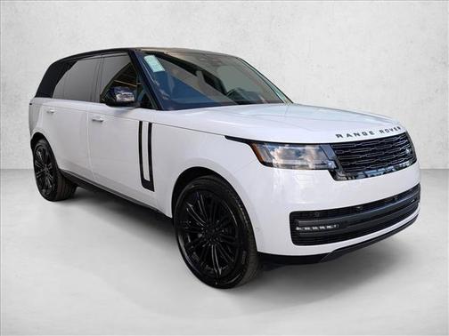 Fuji White 2026 Land Rover Range Rover P400 SE 7 Seat