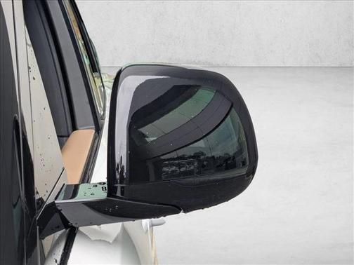 2023 Land Rover Range Rover Sport SE