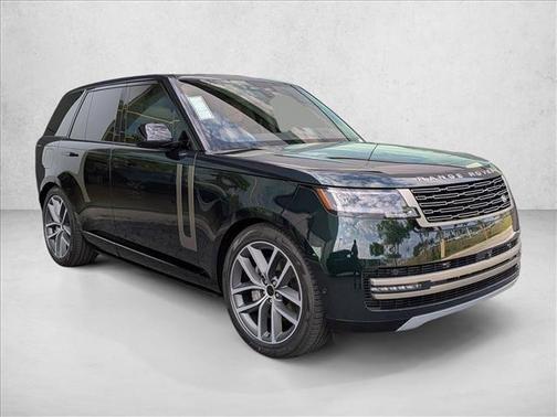 British Racing Green SV Bespoke Ultra Met Gloss 2026 Land Rover Range Rover P400 SE
