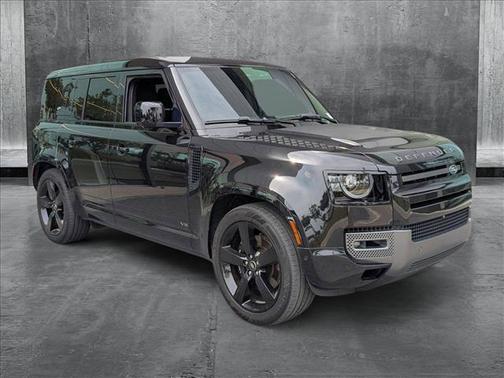 2023 Land Rover Defender 110 V8