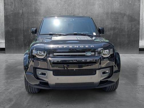 2023 Land Rover Defender 110 V8