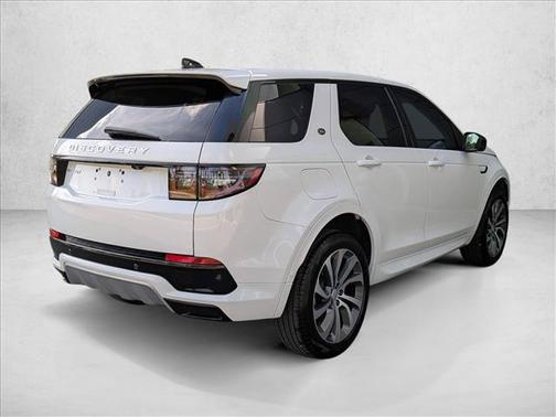 Fuji White 2025 Land Rover Discovery Sport S