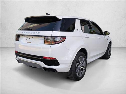 Fuji White 2025 Land Rover Discovery Sport S