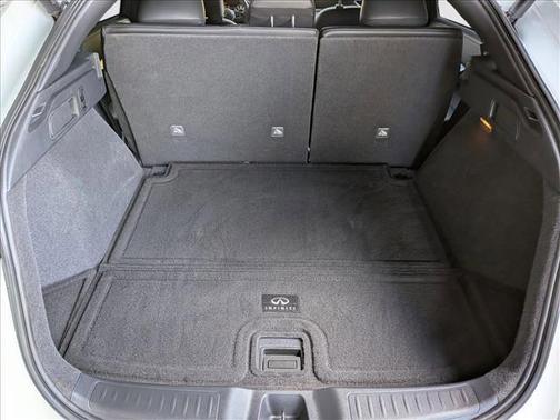 Radiant White 2023 INFINITI QX55 LUXE