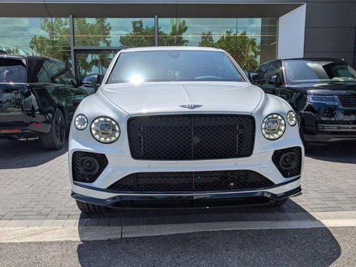 2022 Bentley Bentayga V8