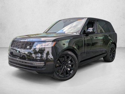 Santorini Black Metallic 2026 Land Rover Range Rover P550e SE