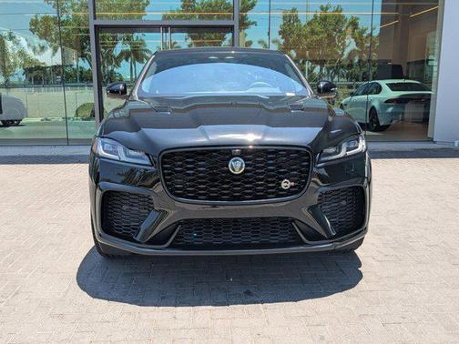 2024 Jaguar F-PACE SVR P550 AWD Automatic