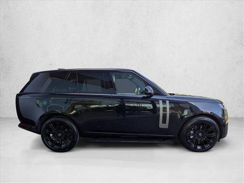 Santorini Black Me 2024 Land Rover Range Rover P530 SE