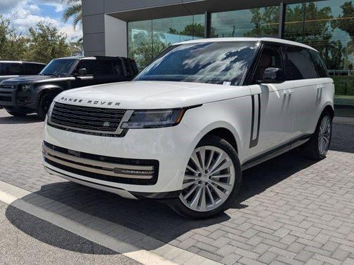 2025 Land Rover Range Rover P400 SE 7 Seat