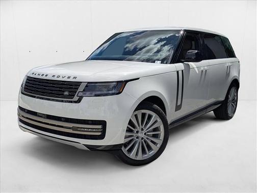 2025 Land Rover Range Rover P400 SE 7 Seat