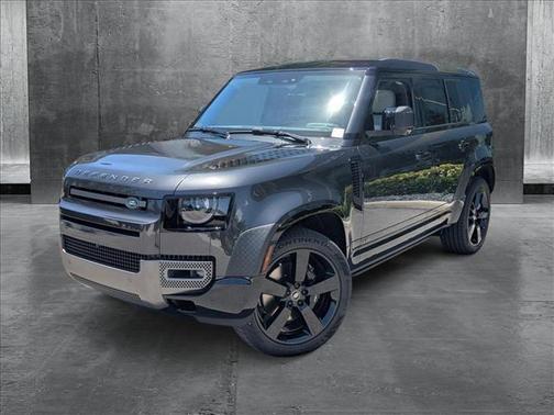 2025 Land Rover Defender 110 V8