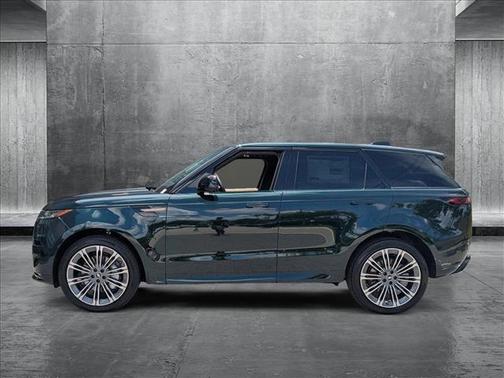 2025 Land Rover Range Rover Sport SE
