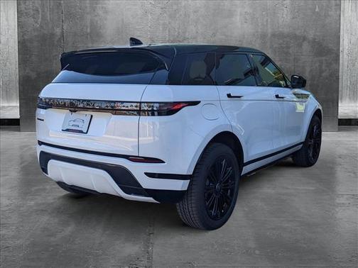 2026 Land Rover Range Rover Evoque Dynamic SE