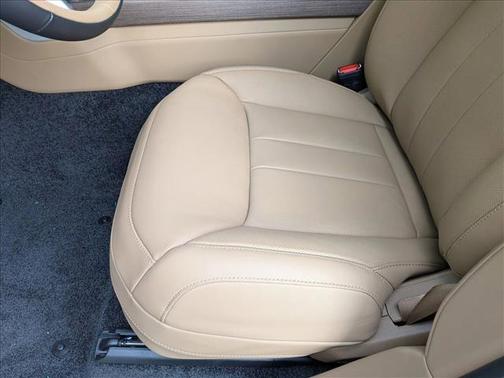 Belgravia Green Metallic 2026 Land Rover Range Rover P400 SE 7 Seat