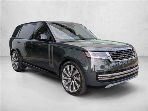 Belgravia Green Metallic 2026 Land Rover Range Rover P400 SE 7 Seat