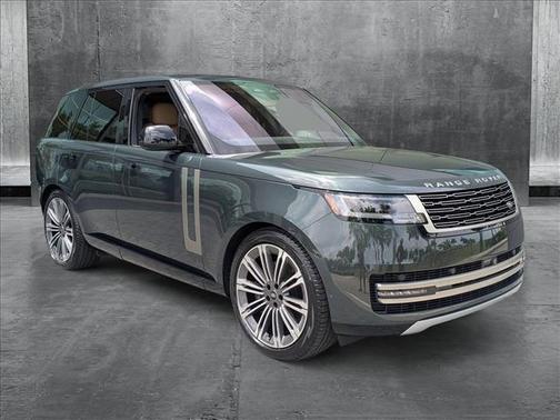 2023 Land Rover Range Rover P530 SE