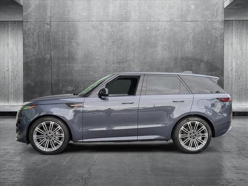 2025 Land Rover Range Rover Sport SE