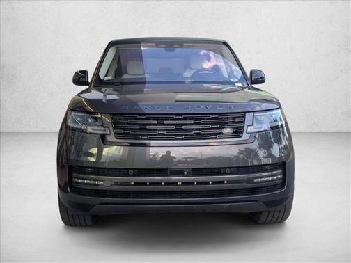 Carpathian Grey Premium Metallic 2023 Land Rover Range Rover P400 SE