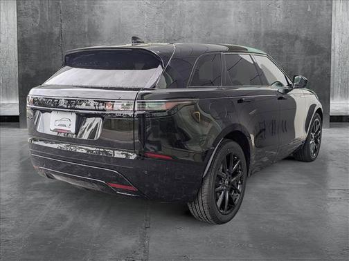 2026 Land Rover Range Rover Velar P250 SE R-Dynamic