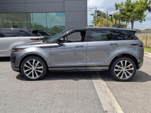 2026 Land Rover Range Rover Evoque Dynamic SE