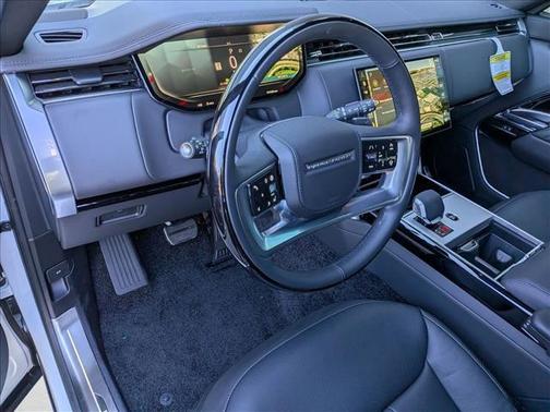 2026 Land Rover Range Rover P400 SE