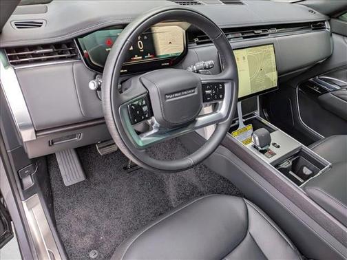 2026 Land Rover Range Rover P400 SE