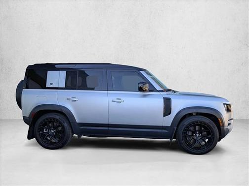 2020 Land Rover Defender 110 First Edition