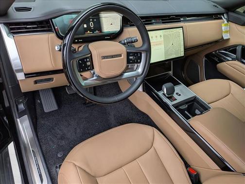 2026 Land Rover Range Rover P530 Autobiography
